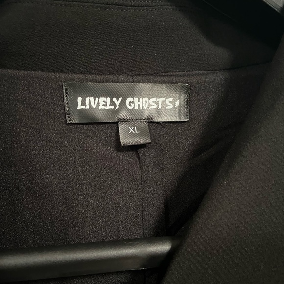 Lively Ghosts Nevermore Caped Coat - Picture 5 of 6